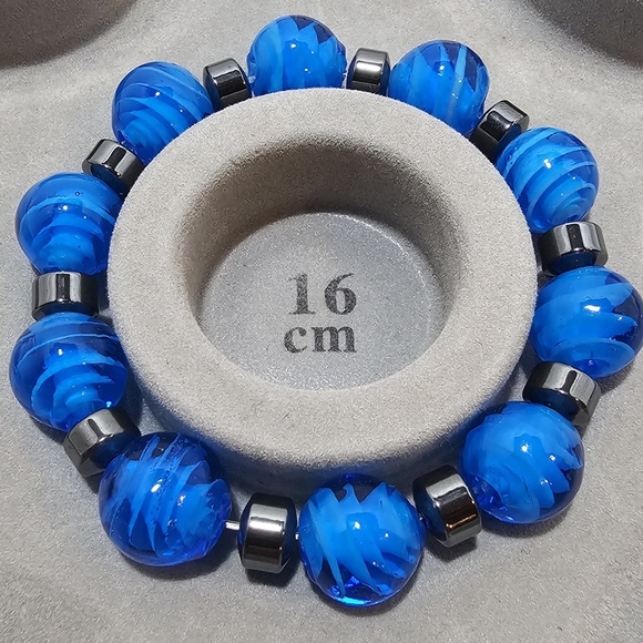 Hematite Bracelet - Picture 2 of 3